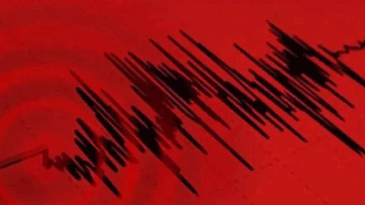 Balıkesir güne 4.2 büyüklüğündeki depremle başladı