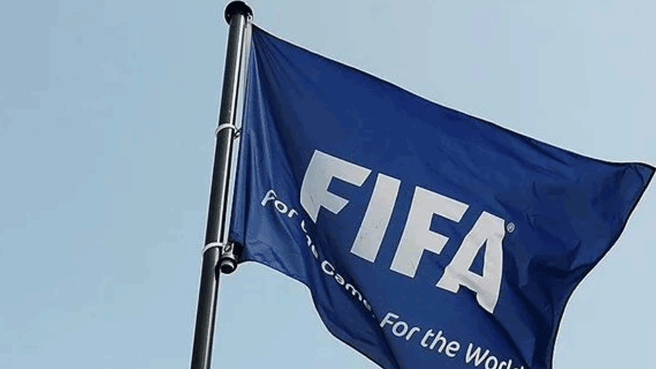 FIFA’dan Türk takımlarına transfer cezası