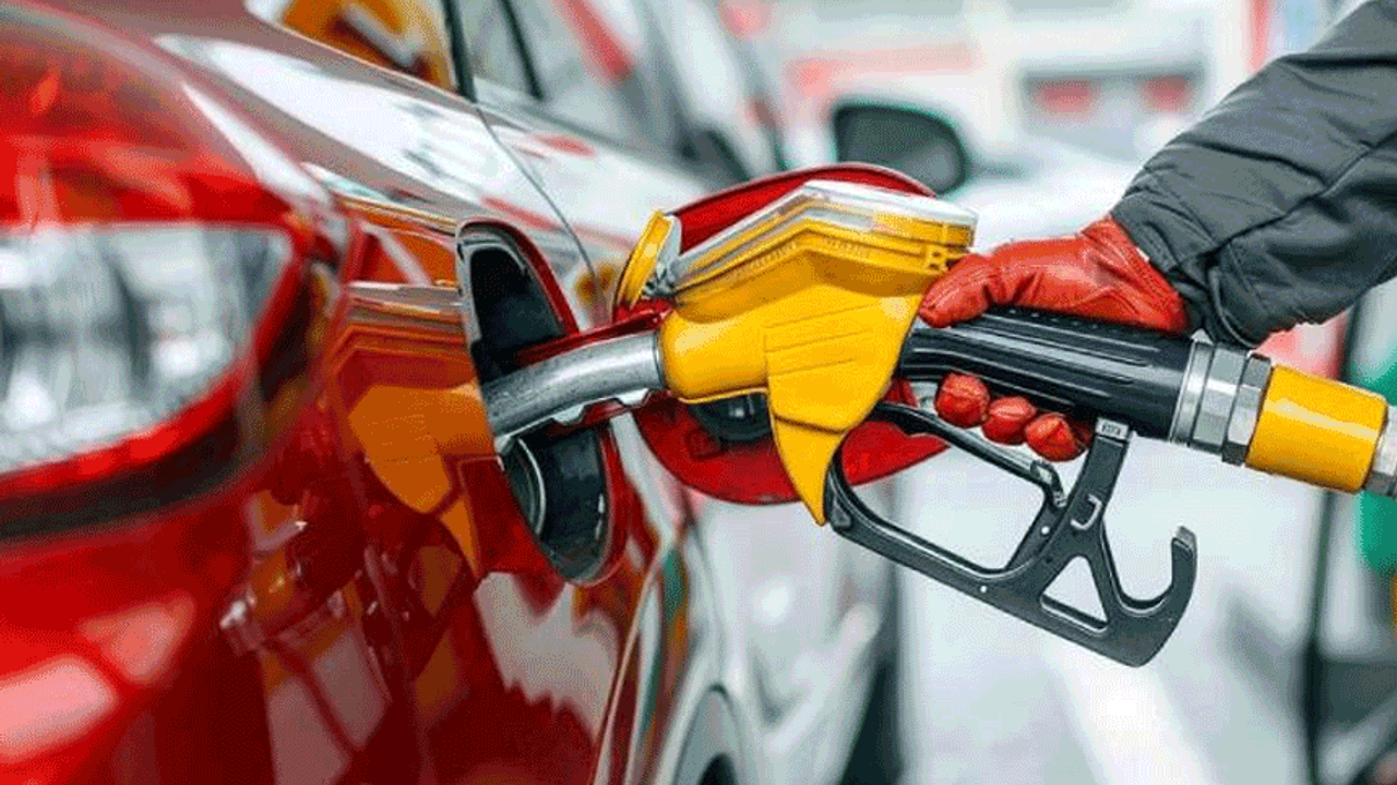 Yeni haftanın ilk gününde akaryakıt fiyatlarında son durum