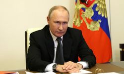 Putin, 4 bölgede sıkı yönetim ilan etti