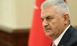 Azerbaycan'da trafik kazası geçirdi