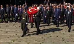 Cumhurbaşkanı Erdoğan'dan Anıtkabir'de Togg mesajı
