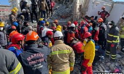 Enkazdan 129. saatte 6 kişi kurtarıldı