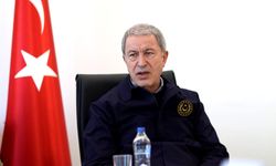 Bakan Akar: “Tek yönlü olarak Türkiye’den Suriye’ye dönenlerin sayısı 20 bini geçti”