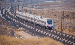 Hızlı tren ağı genişliyor: Karadeniz'e ulaşacak