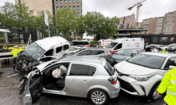 İstanbul’da feci kaza: 8 araç birbirine girdi