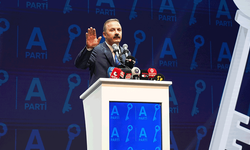 Yavuz Ağıralioğlu, Anahtar Parti'nin tanıtımını gerçekleştirdi