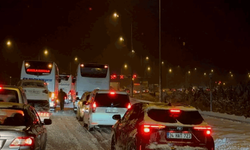 Yoğun kar ve buzlanma sebebiyle birçok karayolu kapandı