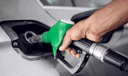 Akaryakıt fiyatlarında tabela değişiyor, motorine zam beklentisi