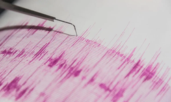 Ege'de 6 büyüklüğünde deprem: Birçok ilden hissedildi