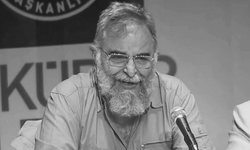 Tarihçi Mete Tunçay hayatını kaybetti