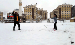 3 il beyaza büründü