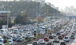 Sürücüler dikkat! Seyir halindeyken yapılan bu hareketlerin cezası var