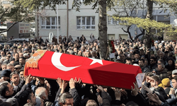 İstanbul'da öğrencinin bıçaklı saldırısında yaşamını yitiren öğretmenin cenazesi Konya'da defnedildi