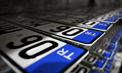 Standart dışı plakalar için tanınan rehberlik süresi yarın sona eriyor