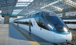 Türkiye'nin ürettiği ilk hızlı tren, cuma günü raylara iniyor
