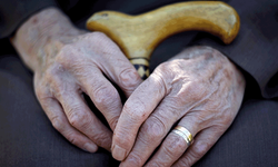 Türkiye'nin yaşlı sayısı 98 ülkenin nüfusundan daha fazla