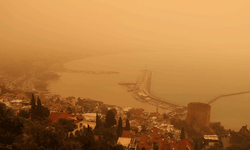 Afrika'dan gelen çöl tozu sonucu bazı iller turuncuya büründü