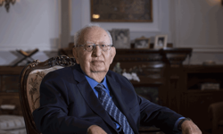 Hüsamettin Cindoruk hayatını kaybetti