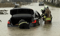 İçişleri Bakanlığından sel, su baskını ve çığ uyarısı