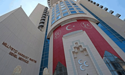 MHP, İstanbul il ve ilçe teşkilatlarını feshettiğini duyurdu