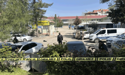 Şanlıurfa'da okula düzenlenen silahlı saldırıda 16 kişi yaralandı