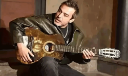 Şarkıcı Rıza Tamer hayatını kaybetti