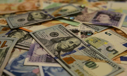 Dolar ve Euro haftaya nasıl başladı?