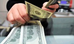 Piyasalar haftaya hareketli başladı: Dolar yükseldi, euro geriledi