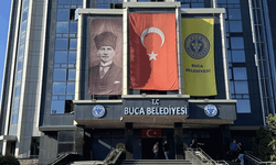Buca Belediyesine yönelik operasyonda Belediye Başkanı Duman ve 52 şüpheli yakalandı
