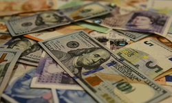 Dolar ve euro haftaya nasıl başladı?