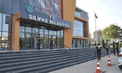 Silifke Belediyesi soruşturmasında başkan yardımcısı gözaltında