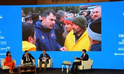 Bakan Kurum: Deprem bölgesinde saatte 23 günde 550 konut ürettik