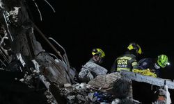 Kolombiya depreminde ölü sayısı 281'e yükselirken, 379 kişi kayıp.