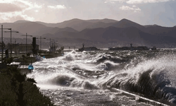 Meteorolojiden denizlerde fırtına uyarısı
