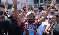 Mohamed Salah, Trabzonspor için İstanbul'a geldi