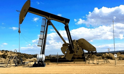 Petrol fiyatları yüzde 4'ten fazla geriledi