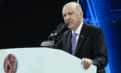 Cumhurbaşkanı Erdoğan: Türkiye'yi yatırımlarla eserlerle hizmetlerle ihya etmek gibi bir gayemiz var