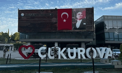 Çukurova Belediyesine yönelik operasyonda gözaltına alınan 49 kişi adliyeye sevk edildi