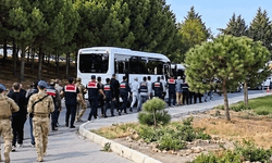 İzmir'de Çeşme Belediyesine yönelik soruşturmada 10 şüpheli tutuklandı