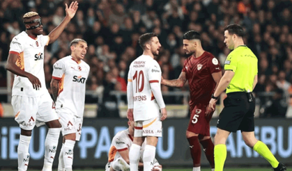 Galatasaray'da toparlama çabası: Yıldızlar soyunma odasında birleşti
