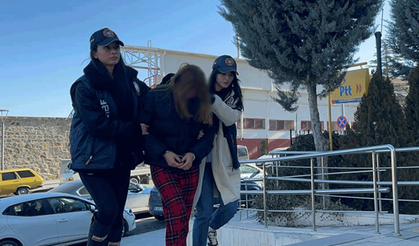 Yangında vefat edenlerin yakınlarına saygısızlık eden şahıs hakim karşısında