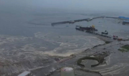 Rusya'nın doğusunda 8.8 büyüklüğünde deprem