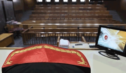 Ekrem İmamoğlu'nun "hakaret" suçundan yargılandığı davanın ilk duruşması yapıldı