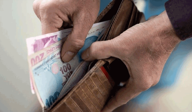 Emeklinin beklediği zam oranını ve tarihi açıkladı