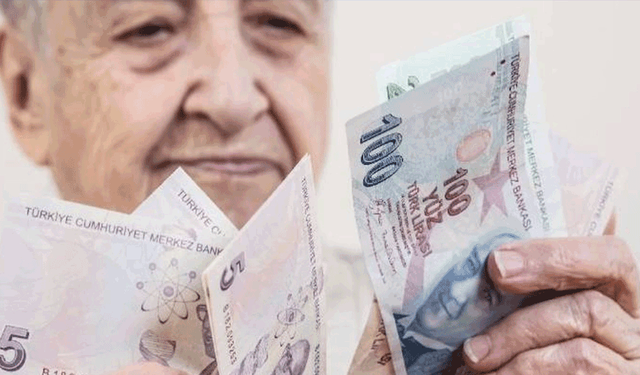Emeklilerin ortalama maaşı dibe vurdu