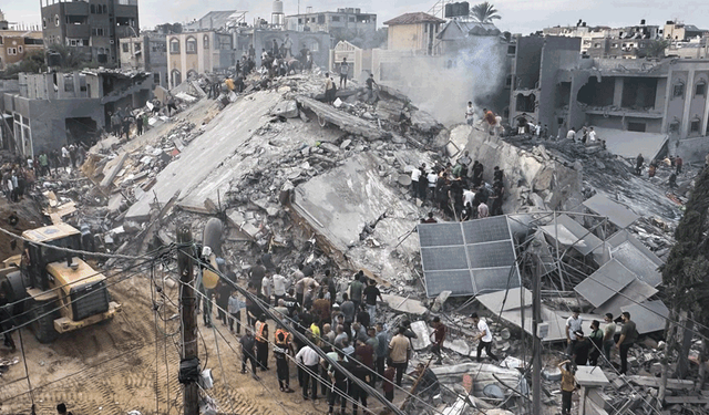 İsrail Cibaliye Kampını bombaladı: 100'den fazla can kaybı!