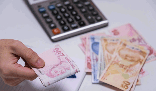 Asgari ücrete 200 liralık moral desteği
