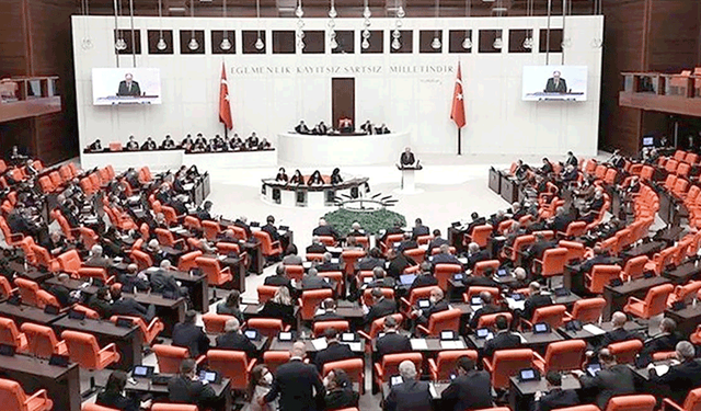 TBMM'de sandalye dağılımı değişiyor