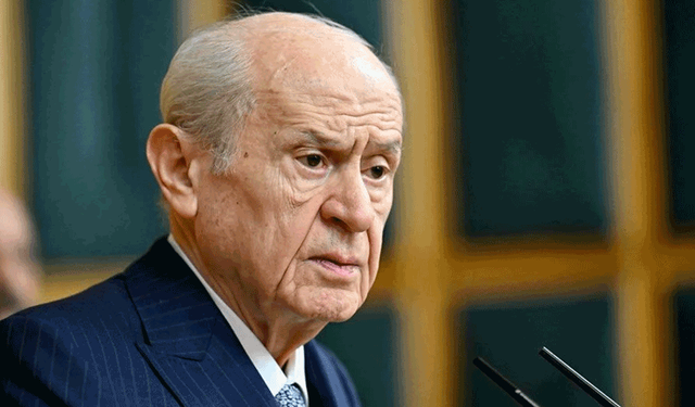 Tarihi çağrı sonrası Bahçeli o ismi görevden aldı